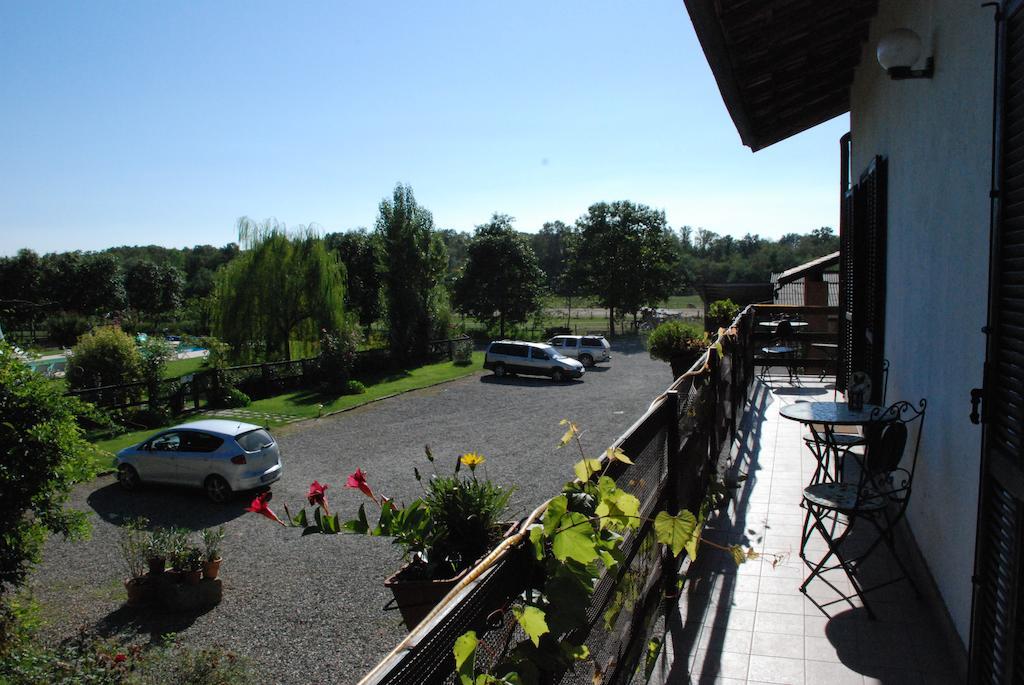 Agriturismo Fano'S Farm Suno Pokoj fotografie