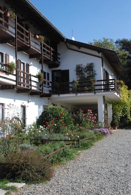 Agriturismo Fano'S Farm Suno Exteriér fotografie